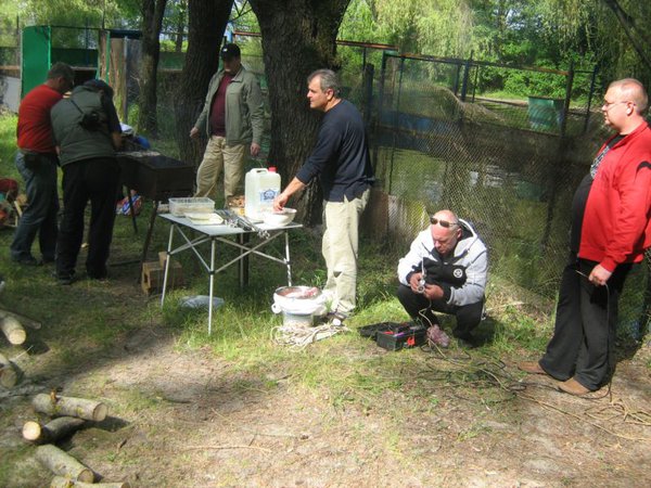 у мангала.JPG (129.72 KiB) Просмотров: 3508 у мангала.JPG