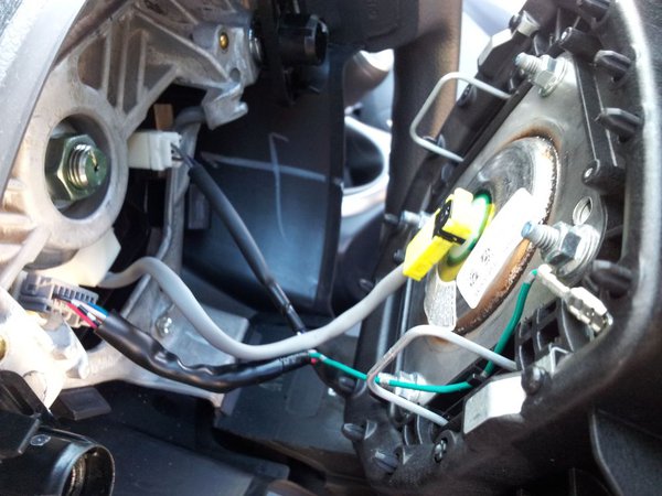 YellowAirbagConnector.jpg (115.36 KiB) Просмотров: 16006 YellowAirbagConnector.jpg