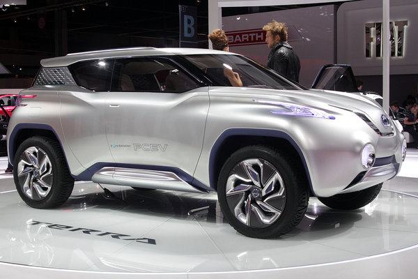 nissan-terra-paris-2012-1348829700-10.jpg