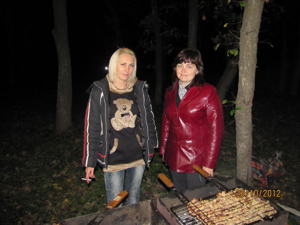 девочки и шашлік.jpg (154.02 KiB) Просмотров: 8220 девочки и шашлік.jpg