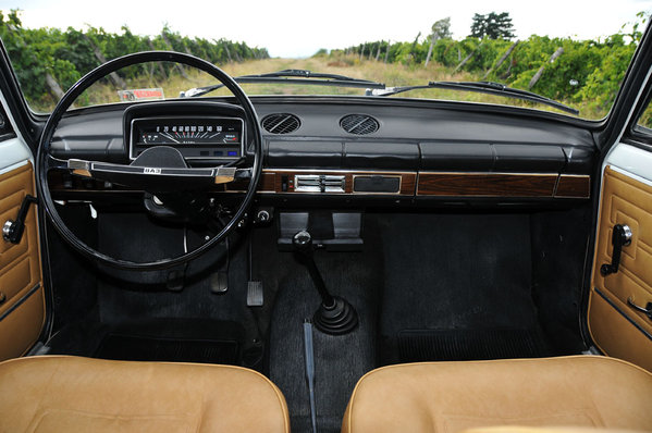 lada045.jpg