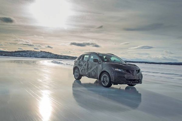 qashqai_2014_3.jpg