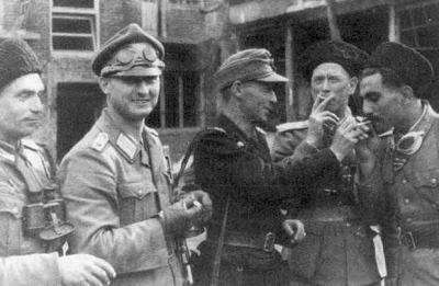 1253602161_putinvs3.jpg