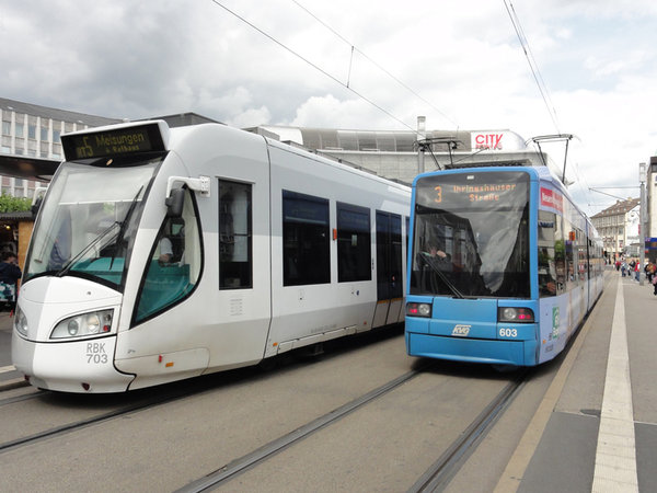 d8cec713.jpg