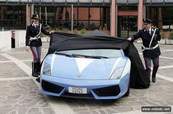 Lamborghini_001.jpg (60.91 KiB) Просмотров: 1569 Lamborghini_001.jpg