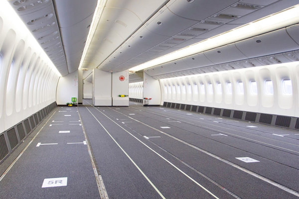 aircanada_pax_777_as_fullcargo2.jpg