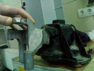 Подушка мотора.JPG (243.19 KiB) Просмотров: 7393 Подушка мотора.JPG