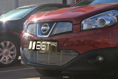 rr_nissan_qash_grille_5.JPG