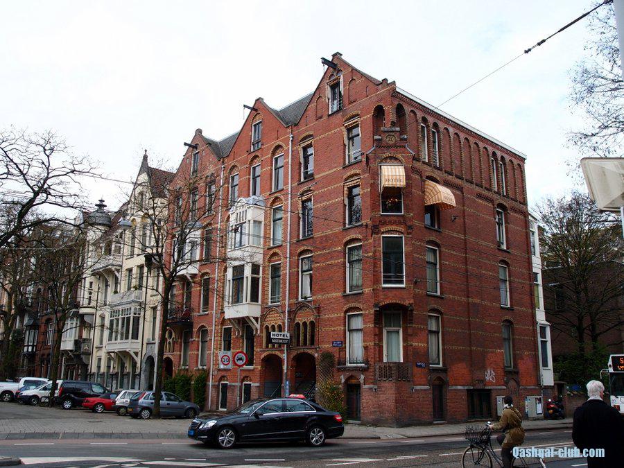 P4233629