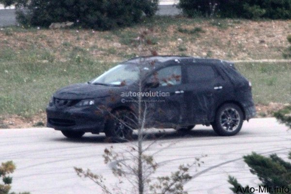 2014-nissan-qashqai-pervie-foto-3.jpg