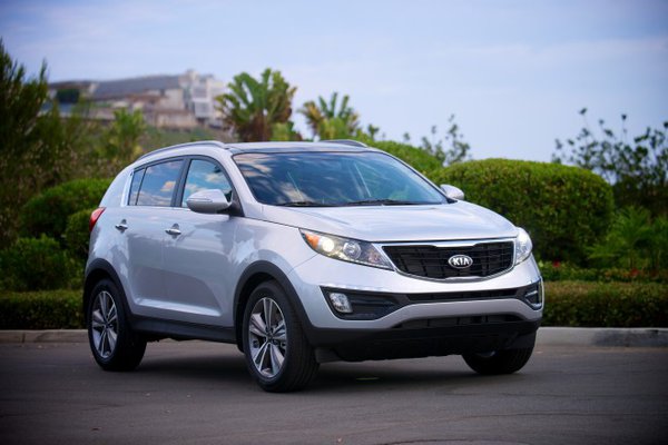 kia_sportage_2014.jpg