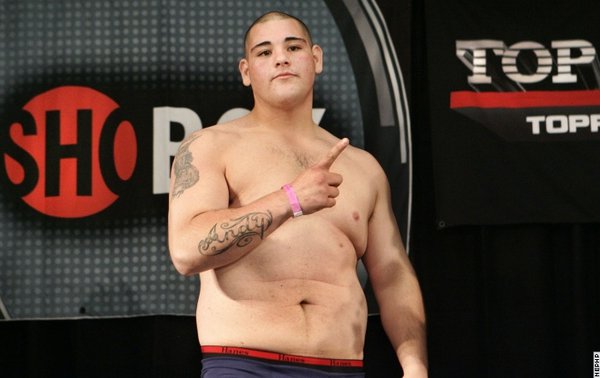 Ruiz_Bloomfield_weighin_110714_001a.jpg