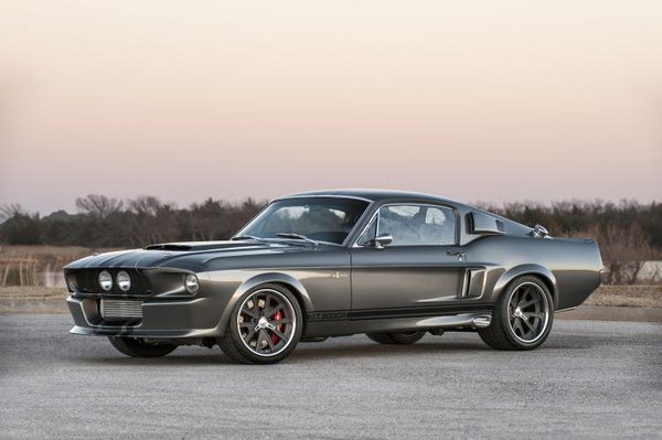 02-classic-recreations-shelby-gt500cr-grey.jpg