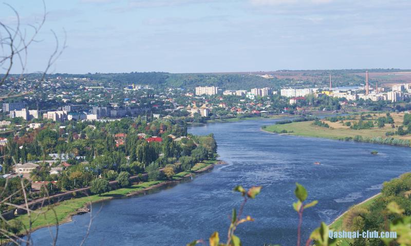 652-Ukr-Moldova-Soroka-svecha-Dnestr-krepost