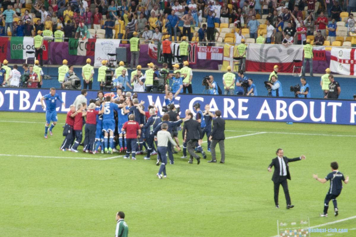 EURO2012-1-38